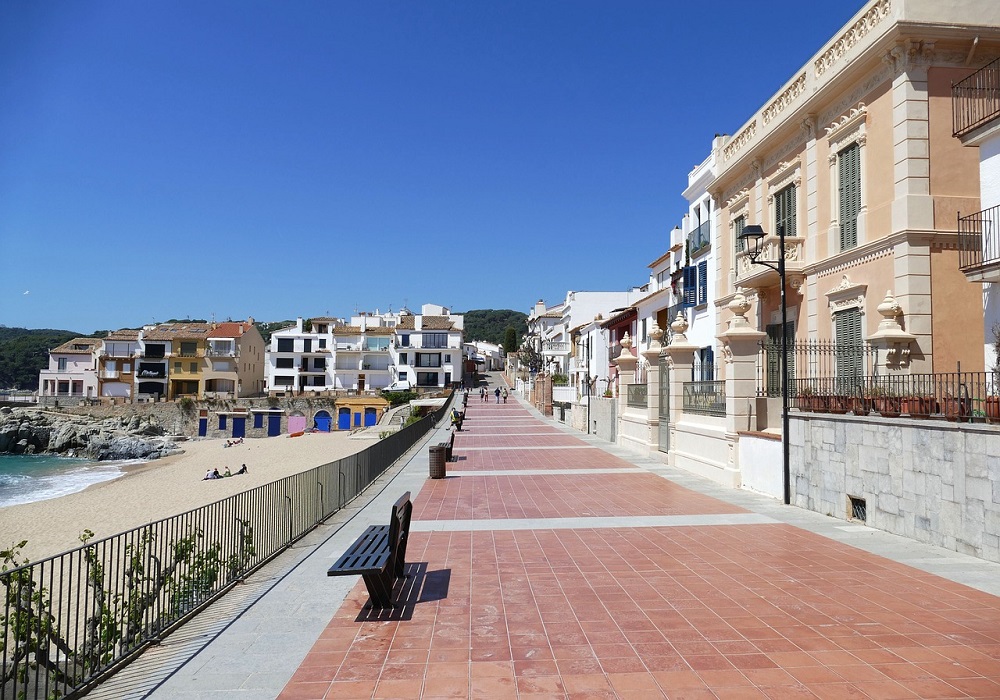 Caminería para hacer turismo en Costa Brava